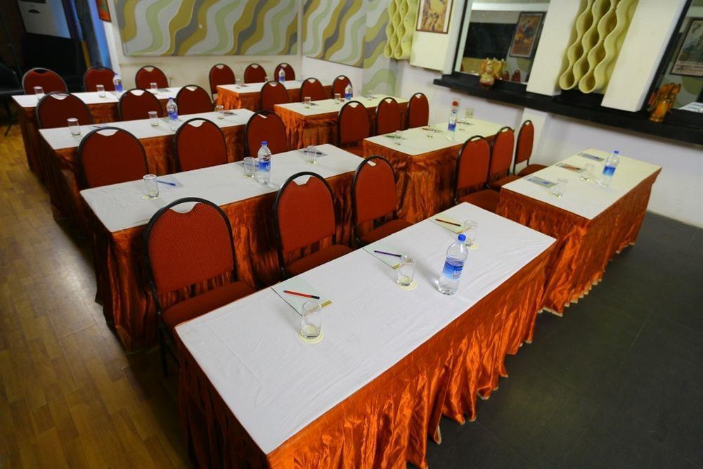 Hotel Oriental Inn Chennai Eksteriør billede