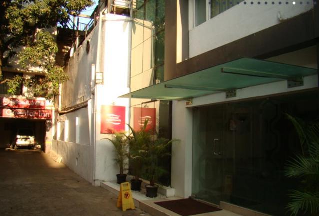 Hotel Oriental Inn Chennai Eksteriør billede