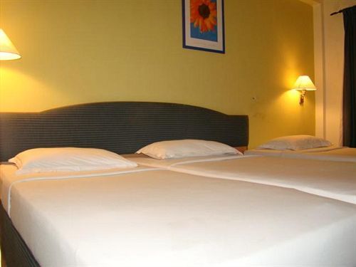 Hotel Oriental Inn Chennai Eksteriør billede